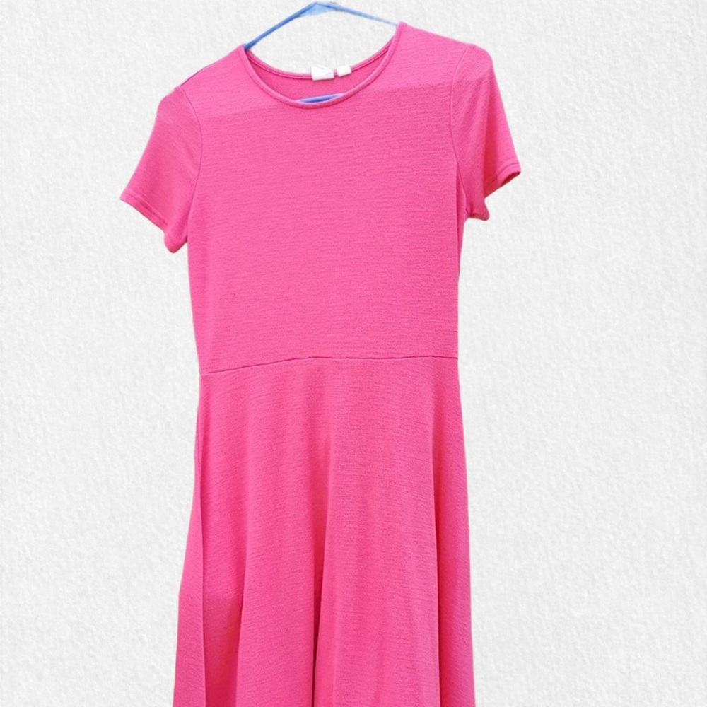 Women’s GAP pink dress with a flair size XS